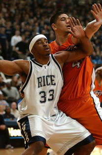 乐鱼(LEYU)体育-篮球运动员竞技心理调节策略及实战应用探析,篮球心理技能训练计划