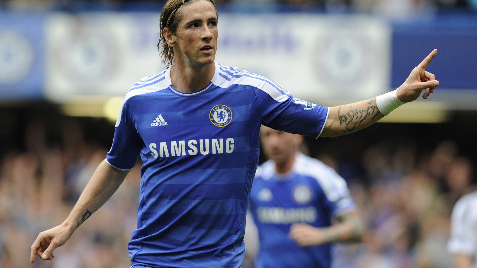 Leyu Sport登录入口-五大联赛全场压迫战术使用频率上升,五大联赛前锋抢断