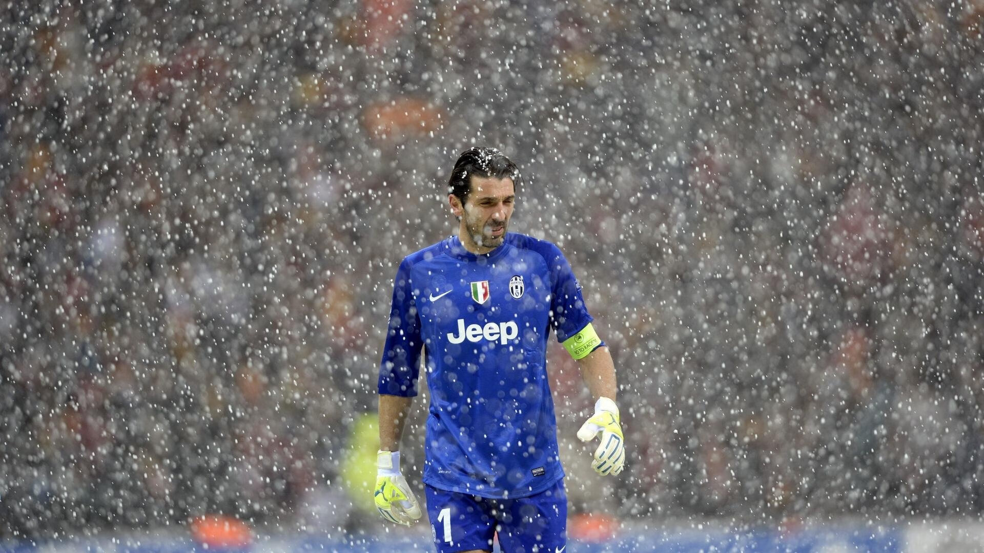 欧冠十六强首回合：曼城主场4比1横扫多特 瓜迪奥拉调度再次完美